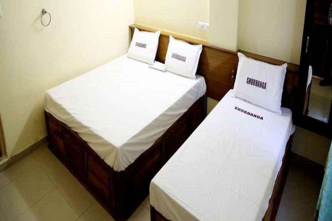 Shubhanga Residency Калахасти Экстерьер фото